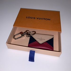 Louis Vuitton Mini-Envelope Keychain